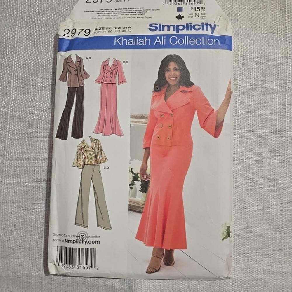 Simplicity Khaliah Ali Collection 2979 Pattern Size 18W-24W Plus Size UNCUT